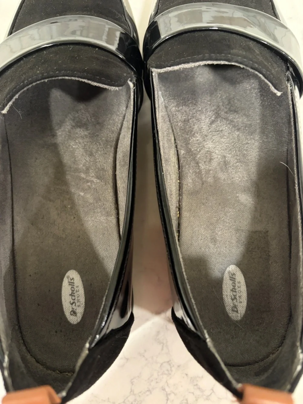 Dr. Scholl's Black Patent Leather and Suede Slip-On Loafer with Tan Trim Sz 9